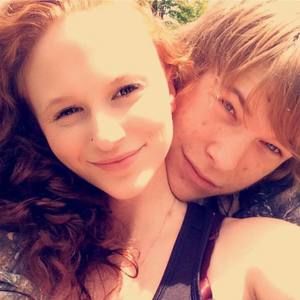 Meet your Posher, Mia